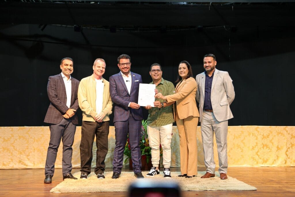 Governo do Acre empossa 713 professores do maior concurso da história da educação: “Estamos conseguindo transformar esses sonhos em realidade”